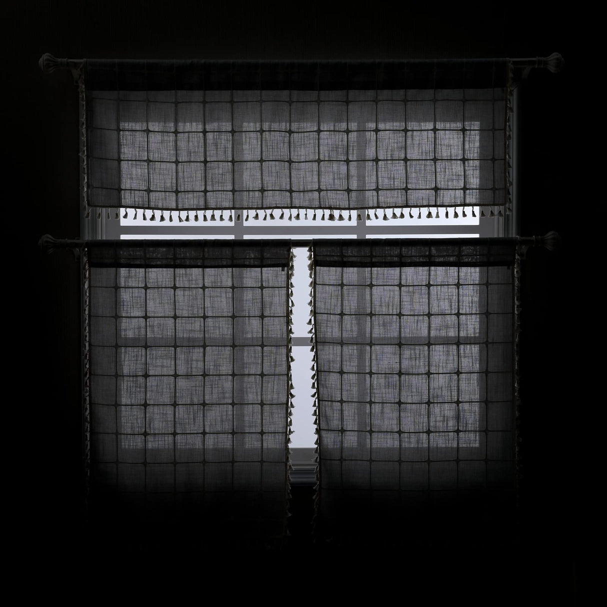 YoKii Boho Tassel Valances for Windows Modern Farmhouse Cotton Linen Valance Kitchen Curtains Topper Country Gingham Window Treatments Tier Curtain for Bathroom Bedroom Decors (W52 x L18, Gray) YoKii