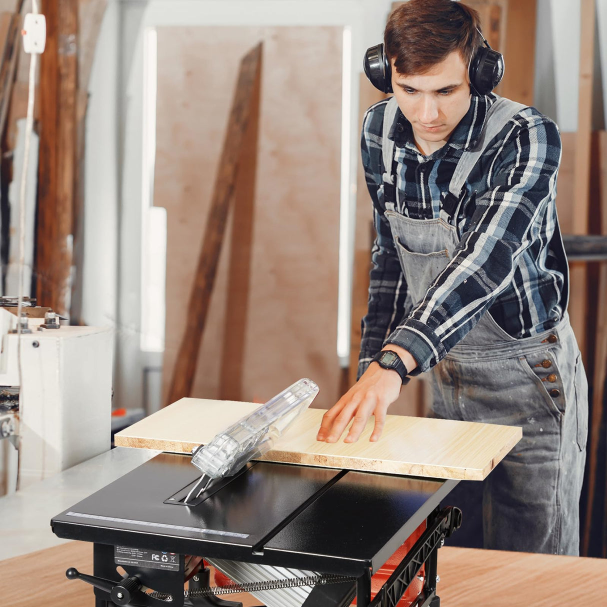 GarveeTech Table Saw for Jobsite, 8-Inch 6.7-Amp Copper Motor, Cutting Speed Up to 3576RPM, 24T Blade,Compact Portable Table Saw Kit With Sliding Miter Gauge, for Diy Woodworking, Orange GarveeTech