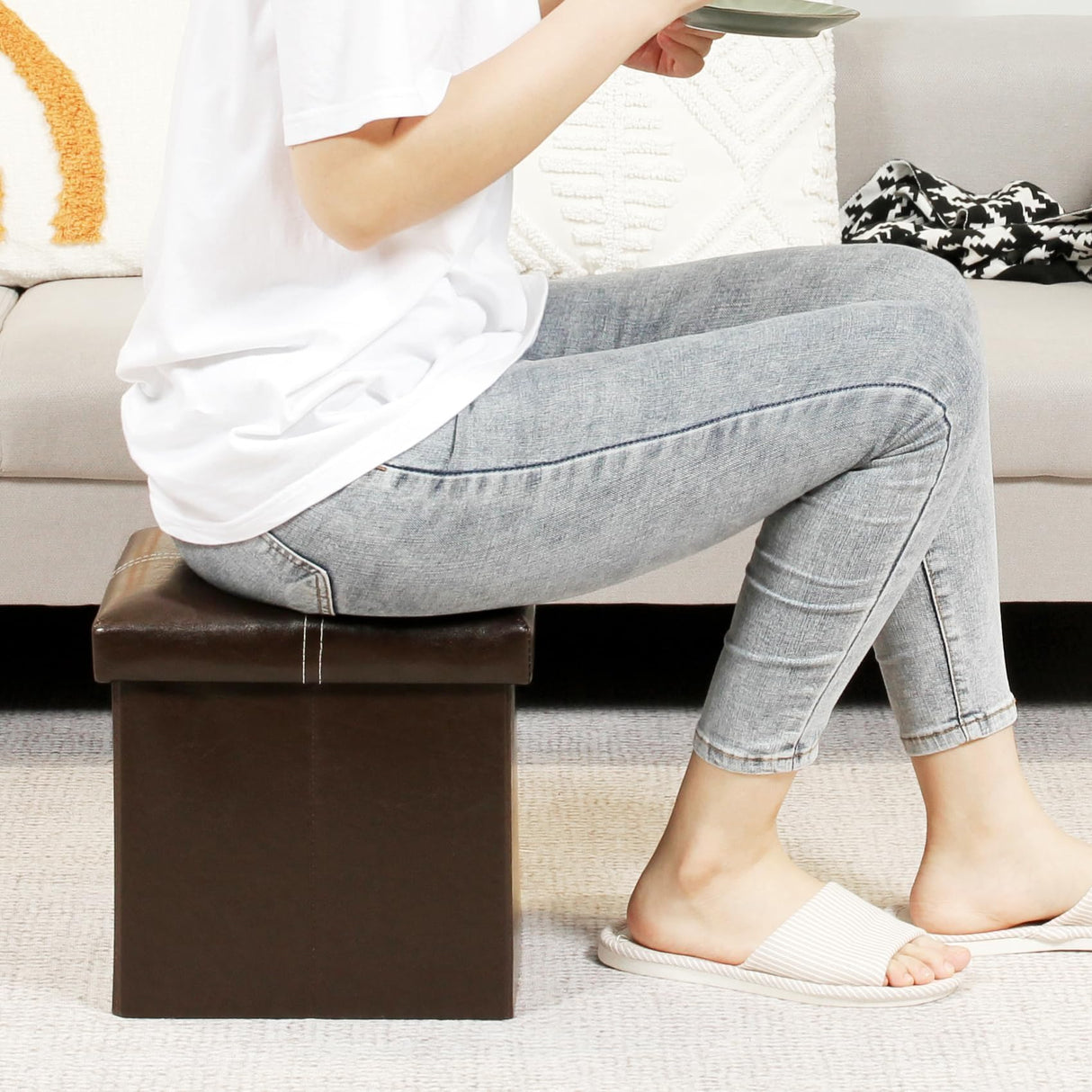 B FSOBEIIALEO Folding Storage Ottoman Cube, Faux Leather Footrest Seat Coffee Table, Brown 11.8"x11.8"x11.8" B FSOBEIIALEO