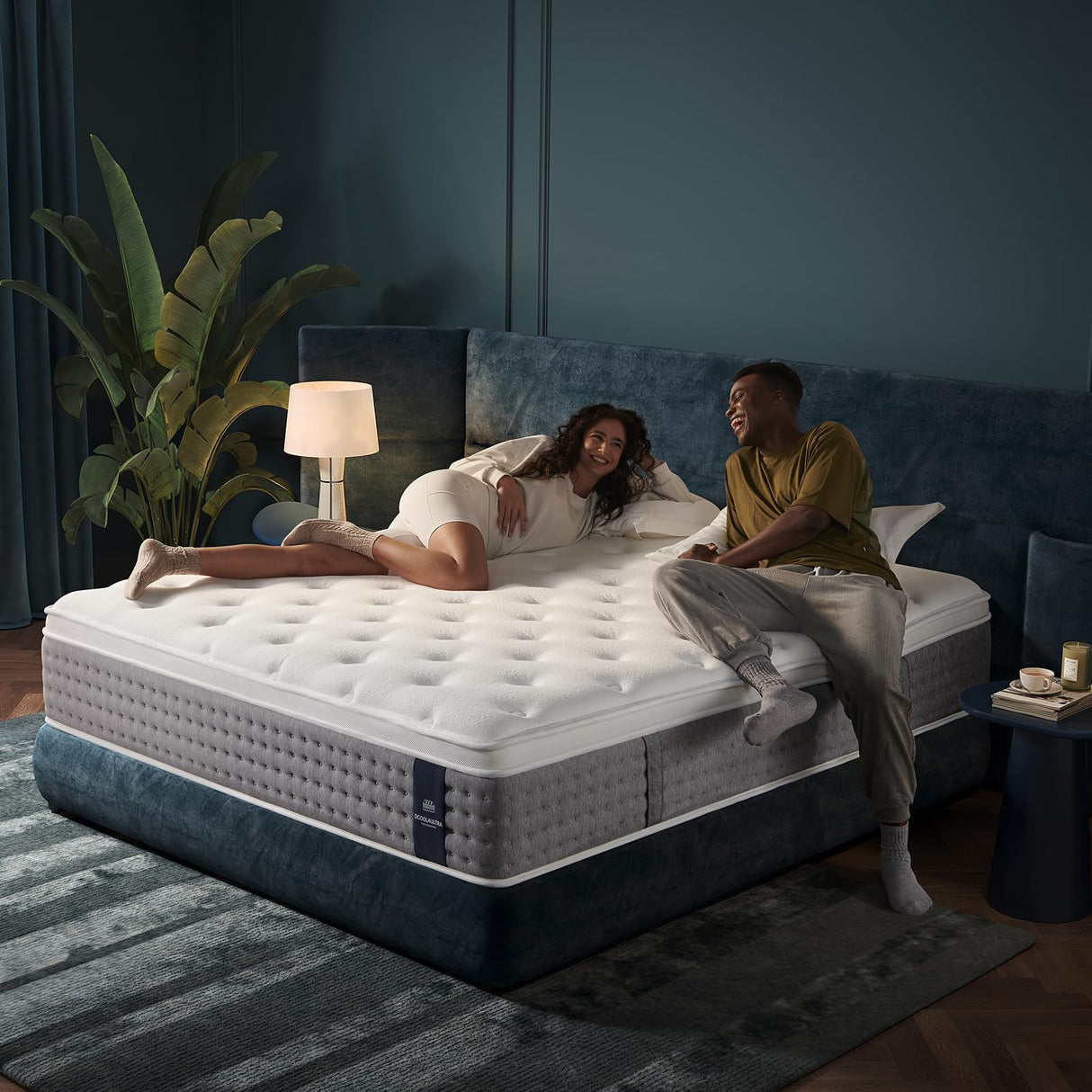 DCOOLAULTRA Queen Size Mattress 14 Inch, Medium Firm Hybrid with Memory Foam& Individually Wrapped Pocket Coils for Support,CertiPUR-US Certified,Fiberglass-Free DCOOLAULTRA