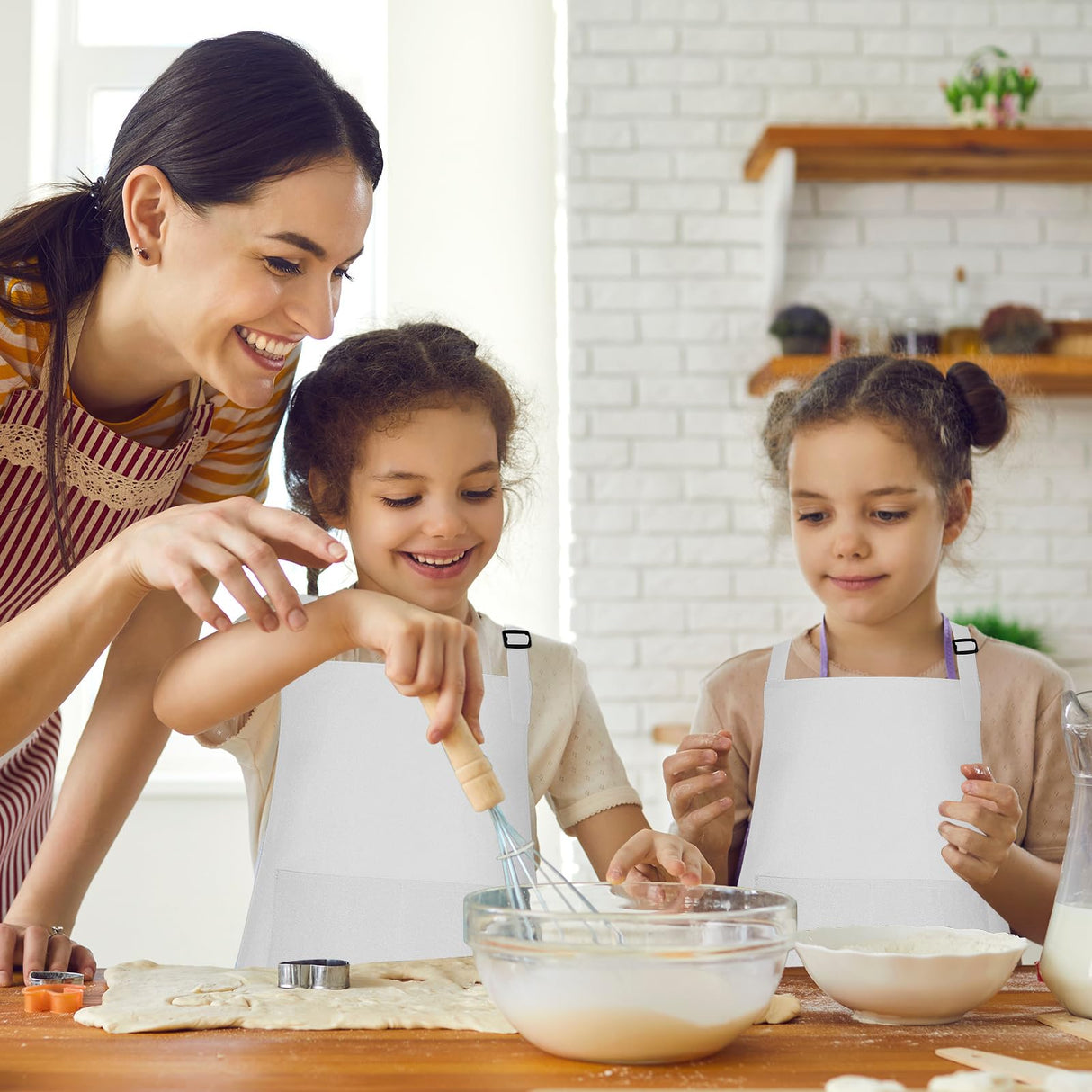 Bouiexye 10 Pack Kids Apron Adjustable Children Apron with 2 Pockets Children Chef Painting Aprons for Cooking Baking Painting Crafts Making (White) Bouiexye