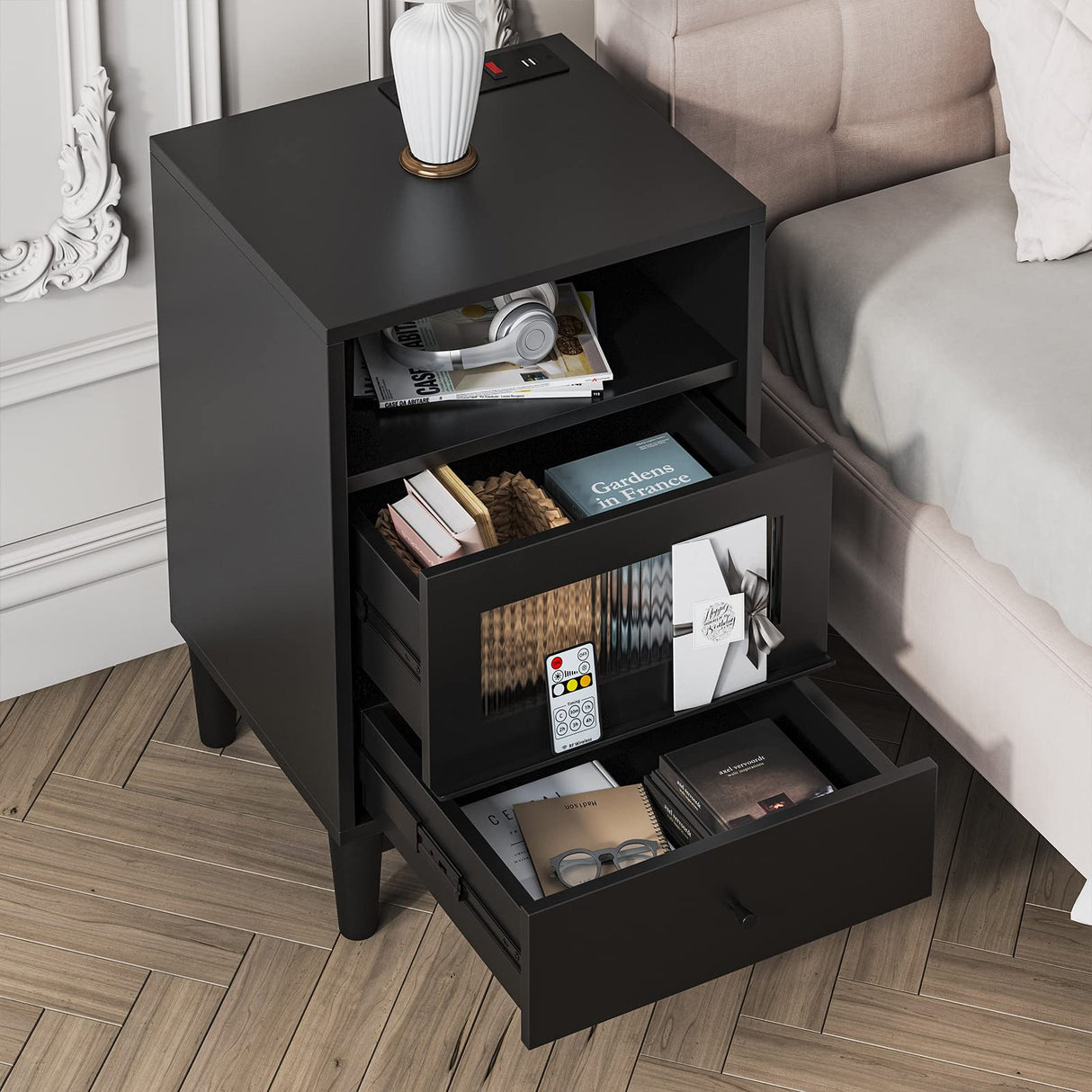 Saudism Black Nightstand with Charging Station, End Table with Glass Drawers, Night Stand with LED Lights, Wood Bedside Tables for Bedroom, 15.7”×13.7”×23.8” Saudism