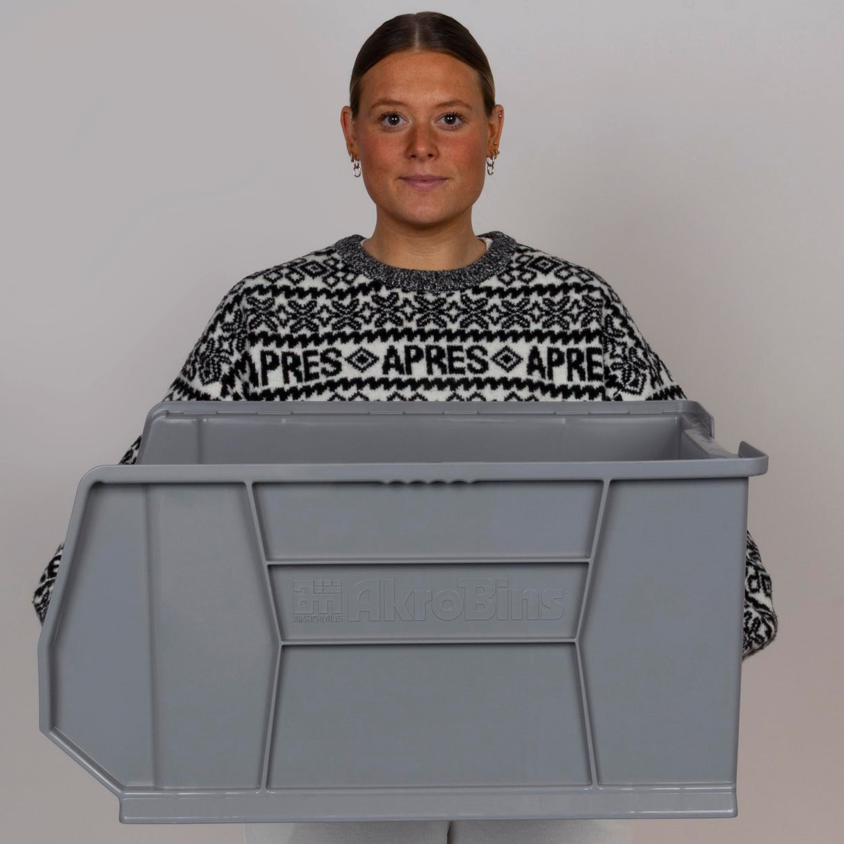 Akro-Mils 30289 Super-Size AkroBins Plastic Storage Bins, Space-Saving Stackable Bins for Garage, Classroom, Warehouse Organization, 24-Inch L x 18-Inch W x 12-Inch H, Grey, 1-Pack Akro-Mils