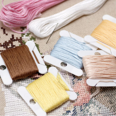 Embroidery Floss Organizer, Cross Stitch Thread Storage Box Tools - Bobbin Winder, 1 Removable 24 Compartments with 40 Hard Plastic Floss Bobbins and Stickers for Craft DIY Embroidery Sewing Storage Epesl