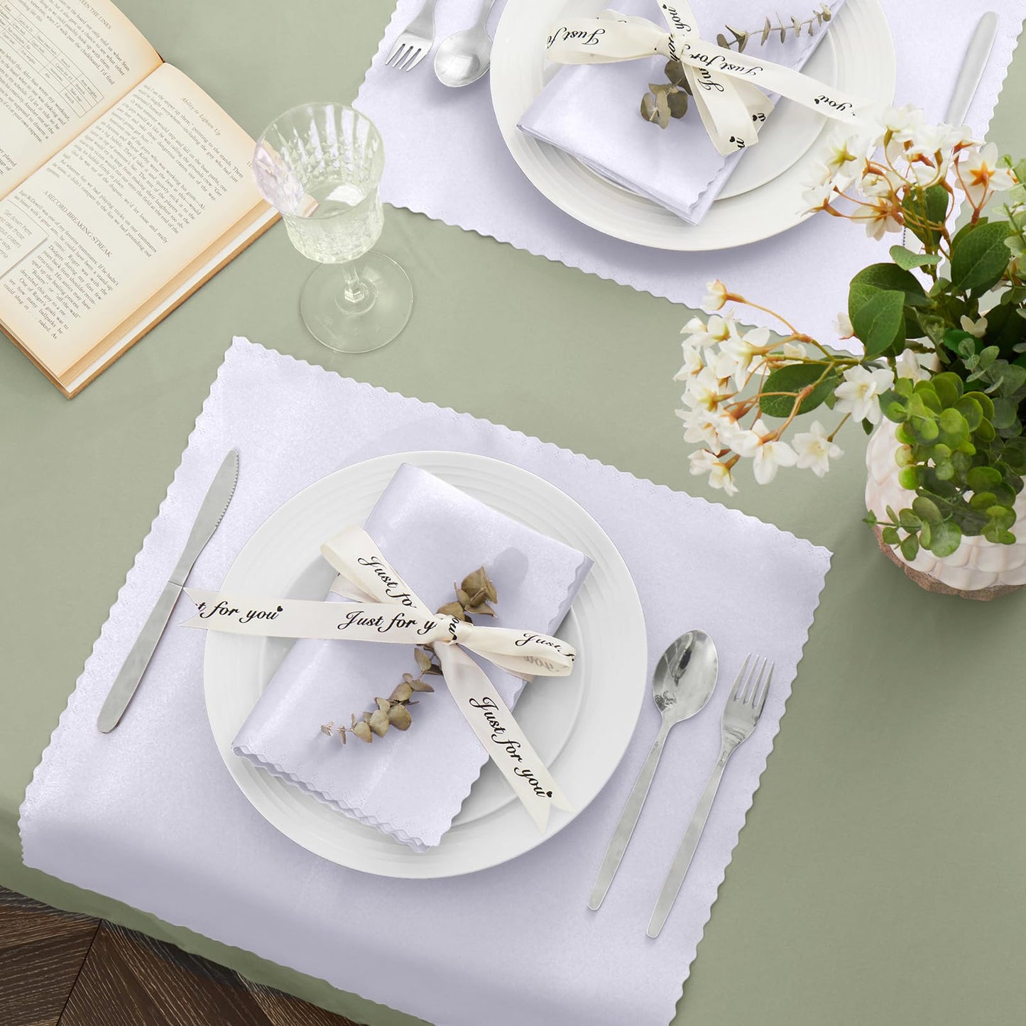 VACVELT 12 Pack White Satin Napkins 12x12 Inch Wedding Napkins, Scalloped Elegant Dinner Napkins Square Table Napkins Decor, Silky Satin Cloth Napkins for Restaurant Banquet Graduation Party