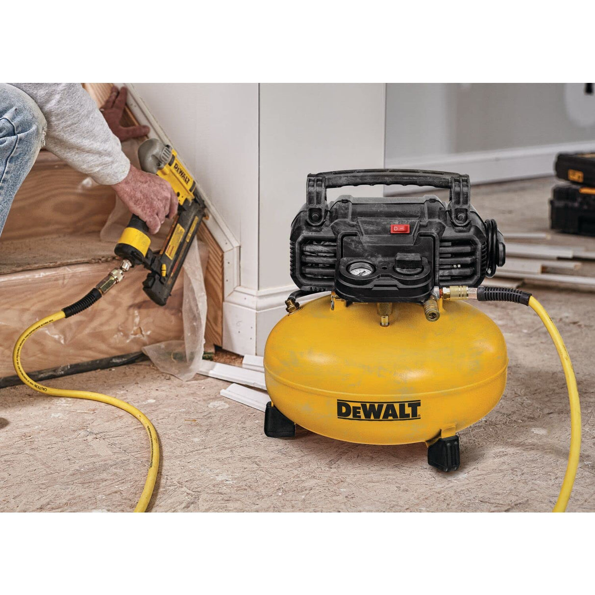 DEWALT DWFP1KIT 18 Gauge Brad Nailer and 6 Gallon Oil-Free Pancake Air Compressor Combo Kit DEWALT