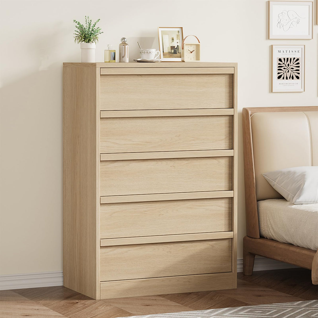GarveeHome 5 Drawer Dresser for Bedroom, Modern 5 Chest of Drawers Tall with Large Drawers Storage, Wooden Dresser Organizer for Living Room, Nursery, Entryway - Natural GarveeHome