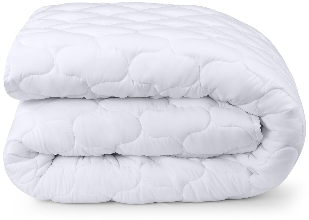 Utopia Bedding Waterproof Mattress Protector, King Mattress Pad, Quilted Fitted Cover Stretches up to 16 Inches Deep (White) Utopia Bedding