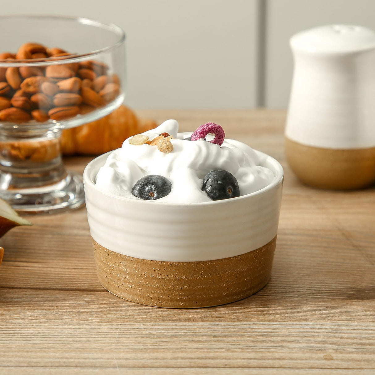 Hasense Ramekins, 6 oz Stoneware Ramekins Oven Safe Set of 6, Mini Ramekins Bowls for Dipping, Brulee, Custard, Farmhouse White Ramekins Gift Hasense