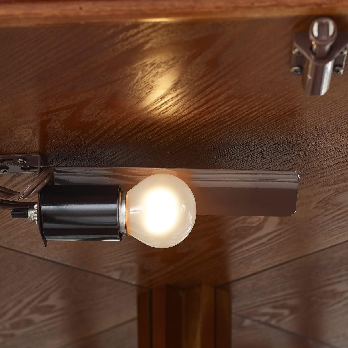 TAMUBAKS Lighted Corner Display Curio Cabinet Wooden Curved Shelving Unit with Tempered Glass Door, Bar and Liquor Storage Area with 6 Shelves - Mirror Back (Oak) TAMUBAKS