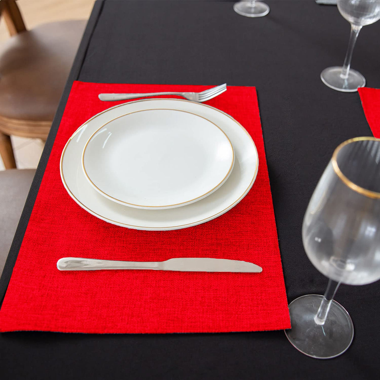Rinpon Cloth Red Placemats Set of 8, Linen Type Fabric Placemats Machine Washable Heat Resistant Placemats Polyester Place Mats for Halloween, Thanksgiving, Christmas and Valentine Dining Table (Red) Rinpon