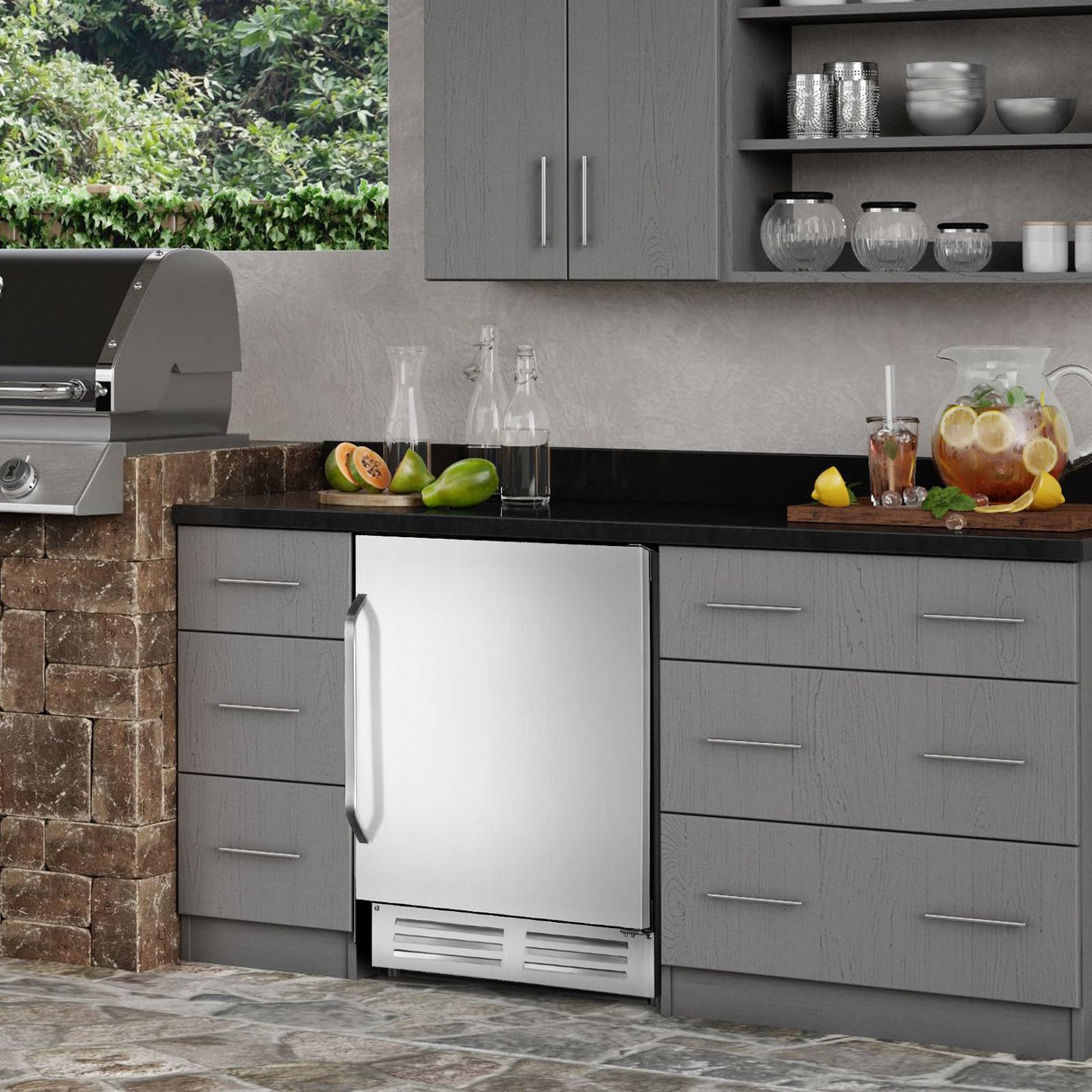 Velieta 24 Inch Outdoor Beverage Refrigerator Cooler,Stainless Steel Wide Refrigerator for 210 Cans,Fit Perfectly for 24" Space Built-in Counter or Freestanding with powerful and quiet cooling system Velieta