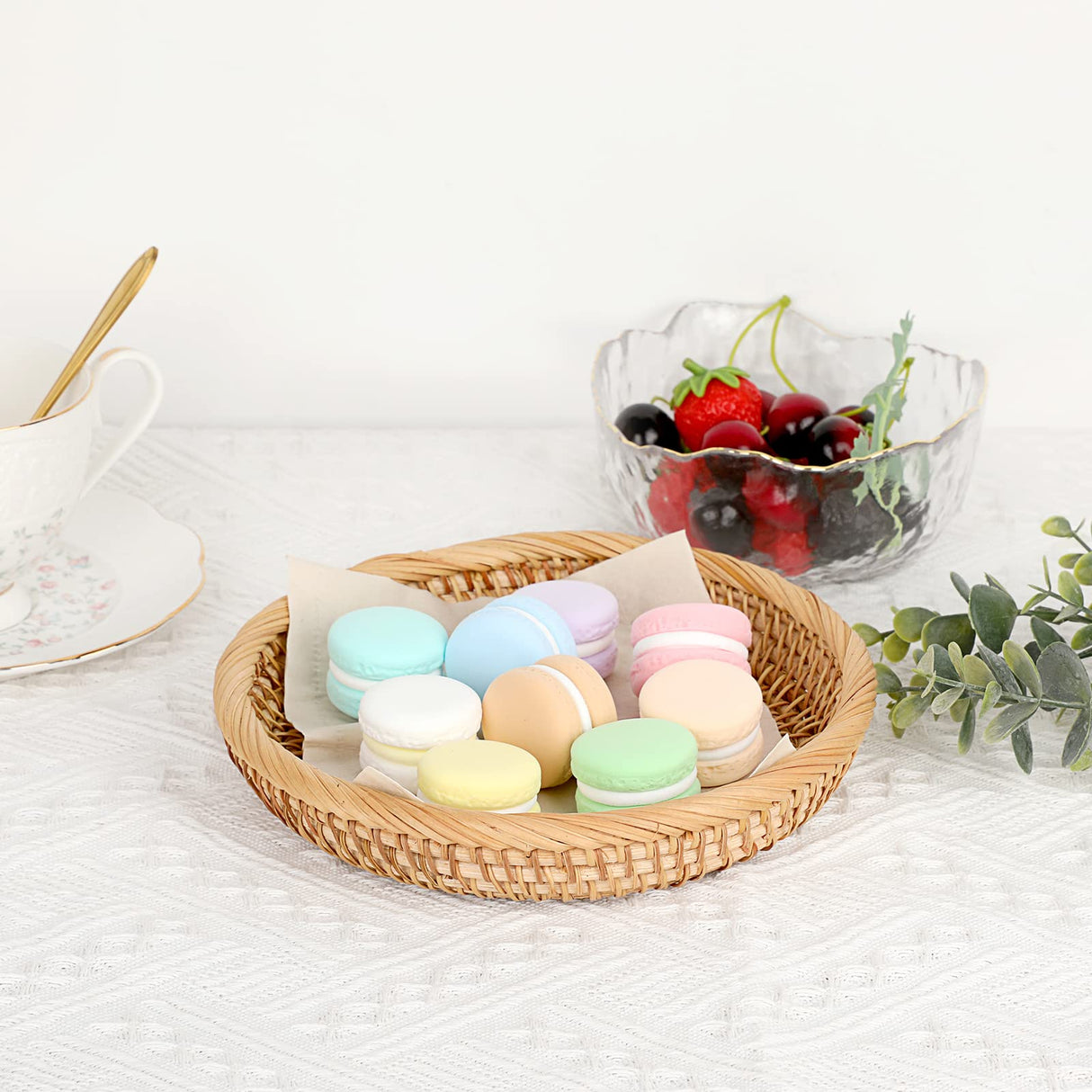 Hipiwe Small Key Basket Bowl for Entryway 7.6" Round Woven Wicker Basket Snacks Fruit Candy Serving Basket Tray Rattan Organizer Basket for Keys Wallet Cell Phone Hipiwe