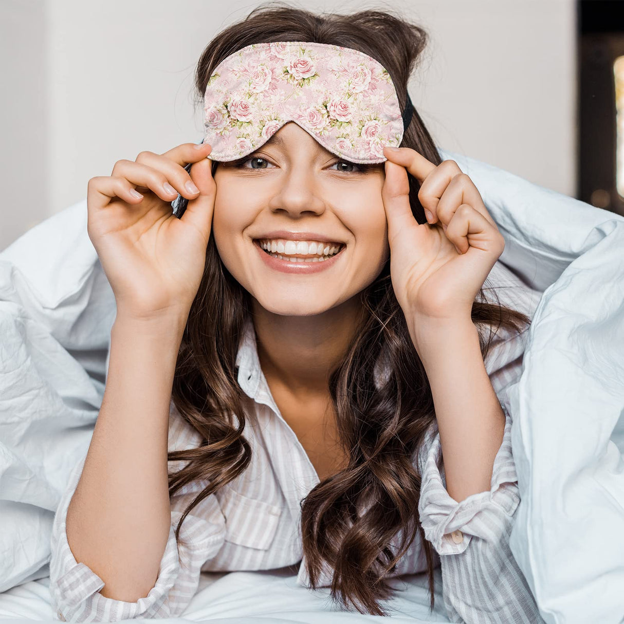 Whaline 12Pcs Floral Cotton Fabric Bundles 10 x 10 Inch Floral Greenery Printed Fat Quarters Pink Green Retro Quilting Patchwork for Spring DIY Handmade Crafting Home Party Decor Whaline