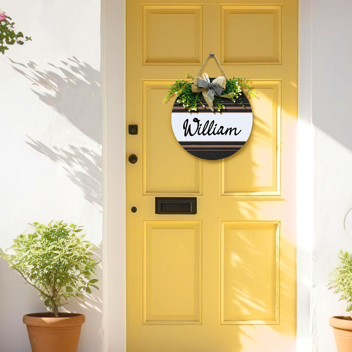 Dacawin Personalized Front Door Signs with Wreath Custom Rustic Family Name Round Wooden Sign with Bow Welcome Farmhouse Customized Hello Door Hanging Sign for Home Wall Outdoor Indoor 12x12 Inch Dacawin