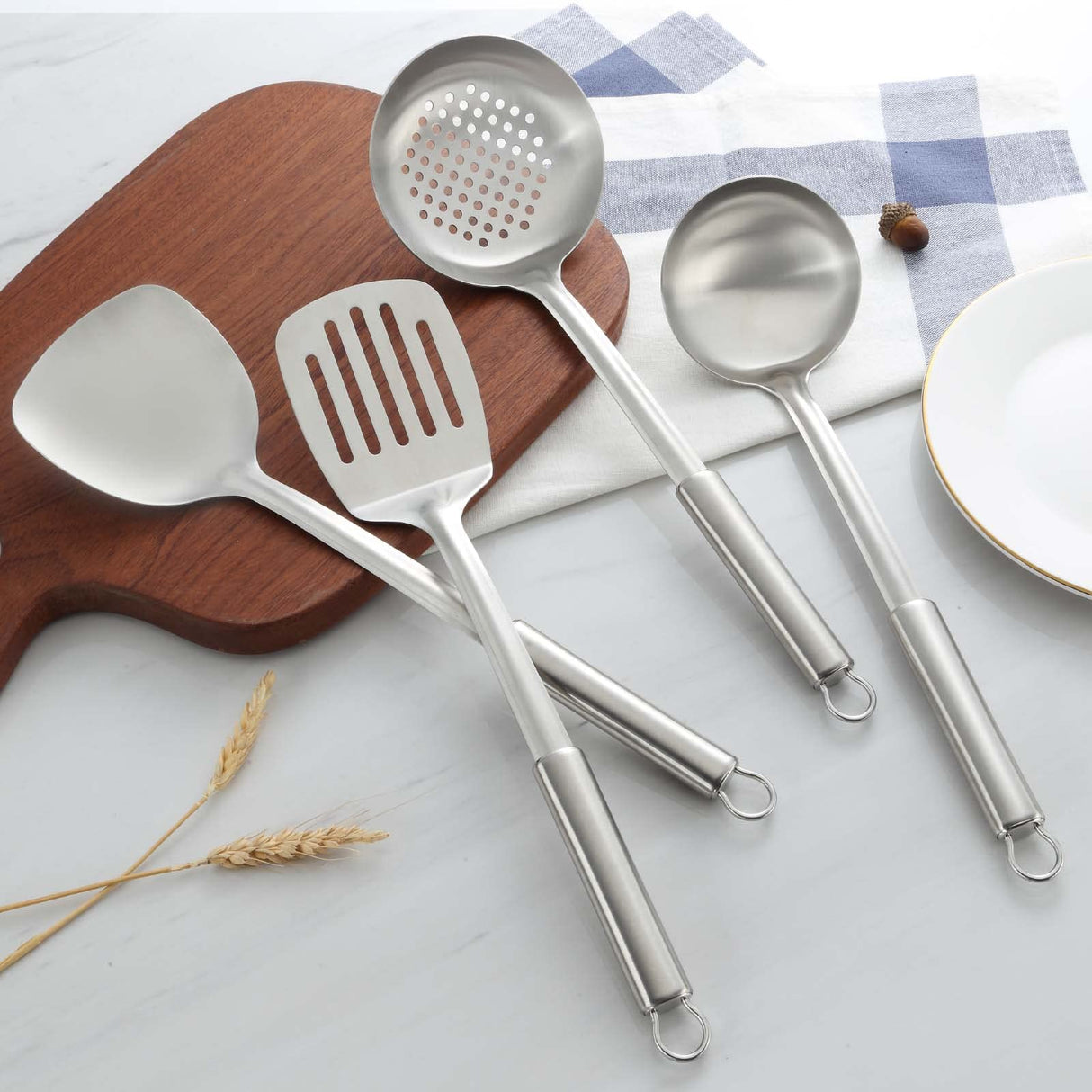 Pleafind 4-Pcs Cooking Utensils Set, Stainless Steel Kitchen Utensils, Wok Utensils Set Include Wok Ladle, Slotted Spoon, Wok Spatula and Slotted Spatula, Dishwasher Safe Pleafind