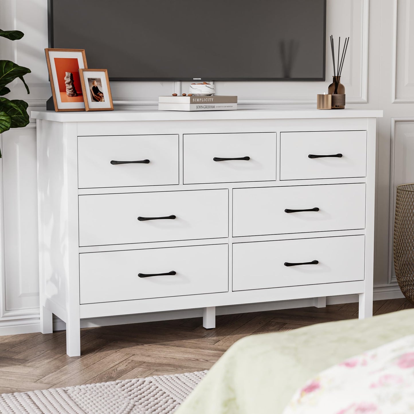 Tradare White Dresser for Bedroom with 7 Drawer,Wooden Double Dresser with Metal Handles, Wide Chest of Organizer Storage Drawers for Living Room, Hallway, Entryway