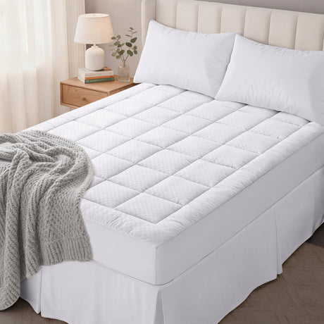 OLANLY Queen Quilted Fitted Mattress Pad – Soft Pillow Top Mattress Topper, Down Alternative Fill, Cooling Comfort Breathable Mattress Cover, Machine Washable Deep Pocket Mattress Protector, White OLANLY