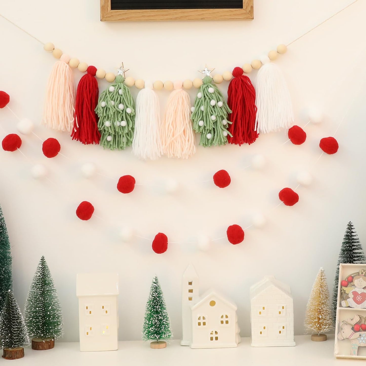 Christmas Tassel Garland Banner with Wood Beads and Pom Pom Garlands Wall Hanging Home Decor for Christmas