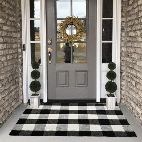 Buffalo Plaid Outdoor Rug, 27.5''x43'' Black White Check Indoor/Outdoor Area Rugs, Layering Rug for Hello/Welcome Door Mat, Washable Cotton Woven Farmhouse Mat for Christmas Front Porch Décor Bottalive