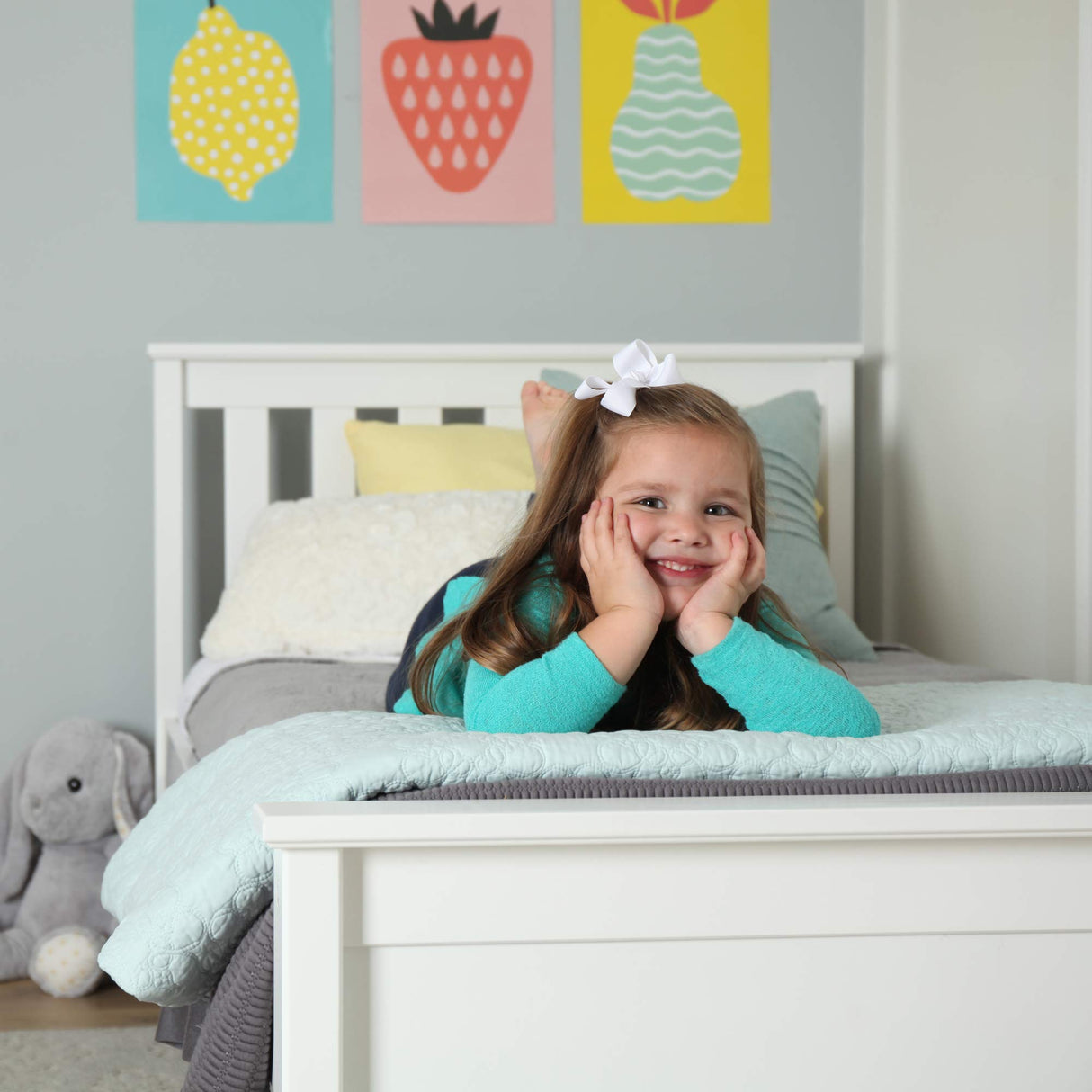 Max & Lily Twin Bed Frame with Slatted Headboard, Solid Wood Platform Bed for Kids, No Box Spring Needed, Easy Assembly, White Max & Lily