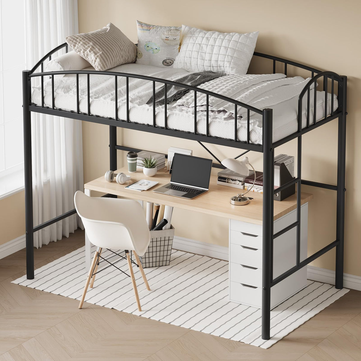 GarveeHome Loft Bed Twin Size, Heavy Duty Metal Loft Bed Frame with Arched Guardrail and Safety Ladder, Space-Saving, No Box Spring Needed, Modern Black GarveeHome