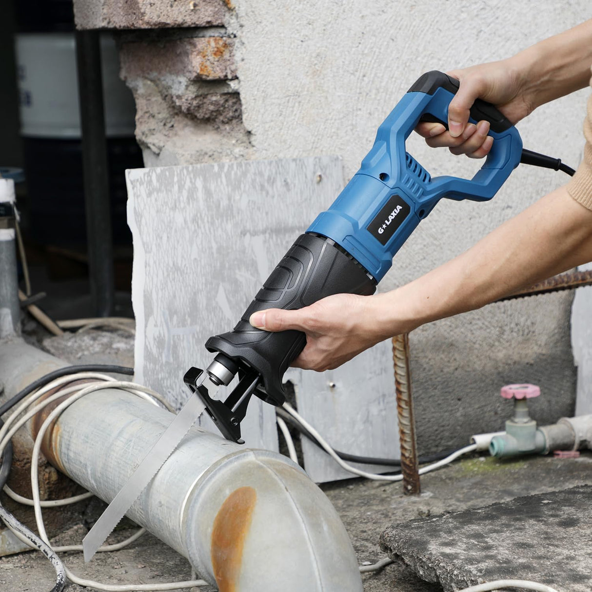 G LAXIA Reciprocating Saw, 6Amp 2800RPM Variable Speed Reciprocating Saw with 4/5"(20mm) Stroke Length, 3Pcs Blades for Wood, Soft Metal, PVC Pipe Cutting G LAXIA