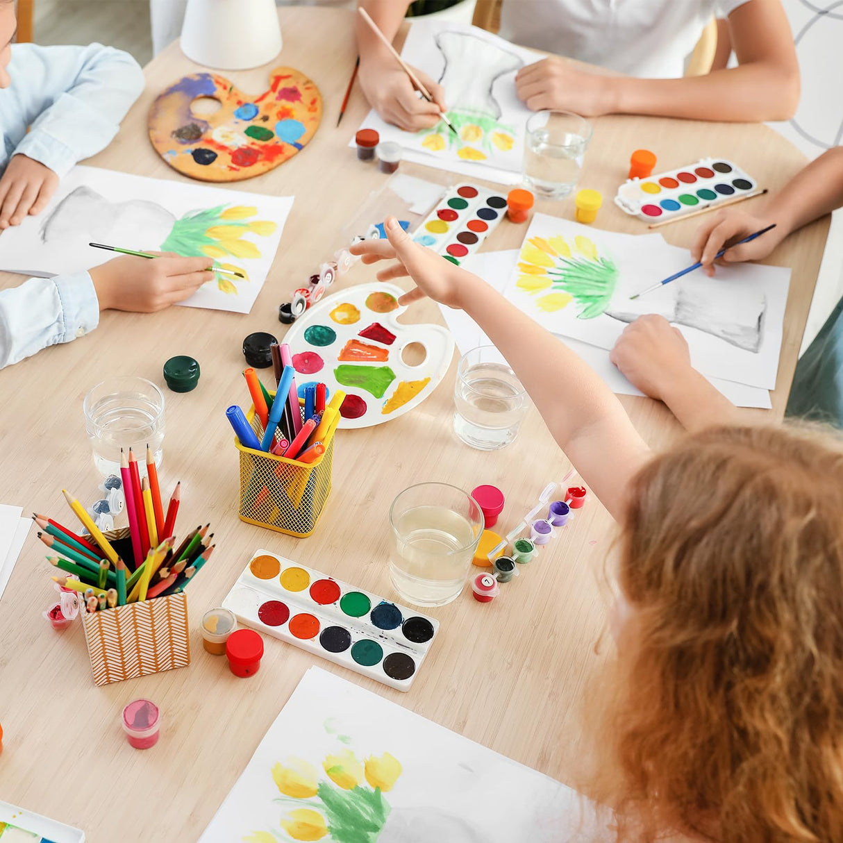 PATIKIL 8"x12" Wooden Paint Palette, 6 Pack Wood Painting Palette Color Mixing Oval Paint Tray Palette with Thumb Hole for Oil Watercolor Artist, Wood Color PATIKIL