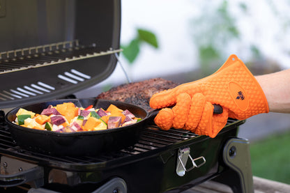 AMZ BBQ CLUB - Meat Claws Bbq Grill Accessories Set - 2 Silicone Gloves, Claws For Pulled Pork, BBQ Thermometer - Perfect Smoker Accessories Grilling Tools Gift Set For (Orange Glove-Thermometer-Claw)