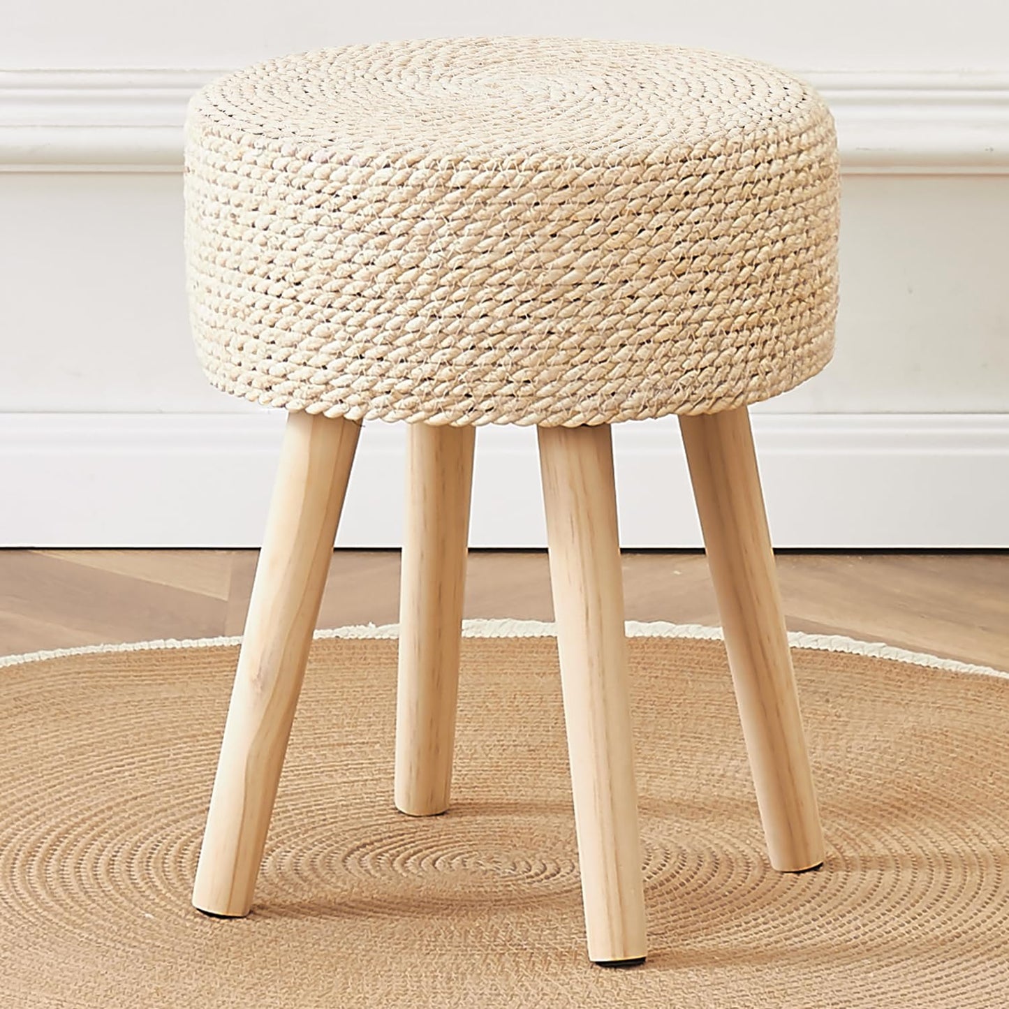 Cpintltr Footstool Ottoman Round Natural Seagrass Foot Stool Pouf Ottomans with Solid Wood Legs Hand Weave Footrest Step Stool for Living Room Bedroom Balcony Garden Natural