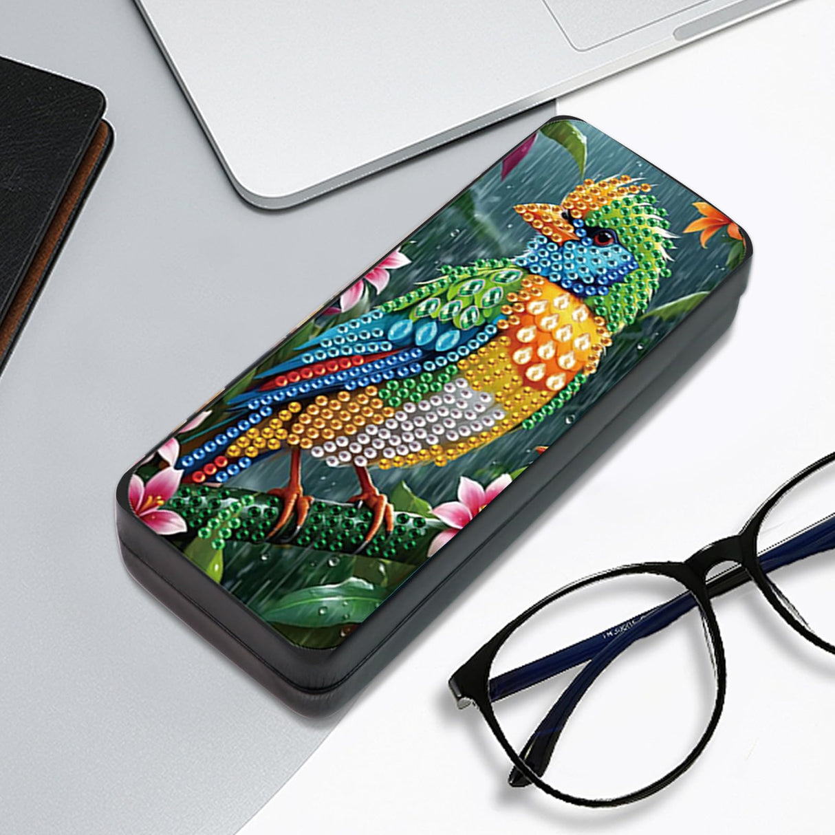 Tontut 5D diamond art painting kit glasses case, green bird DIY glasses storage box, leather handmade diamond craft gift glasses case Tontut