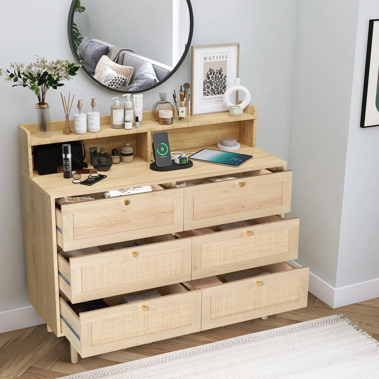 UNDUSLUY 6 Drawer Rattan Double Dresser for Bedroom with Shelves, Wood Chest of Dressers, Modern Dresser Chest with Charging Station for Closet, Living Room and Entryway, Natural UNDUSLUY