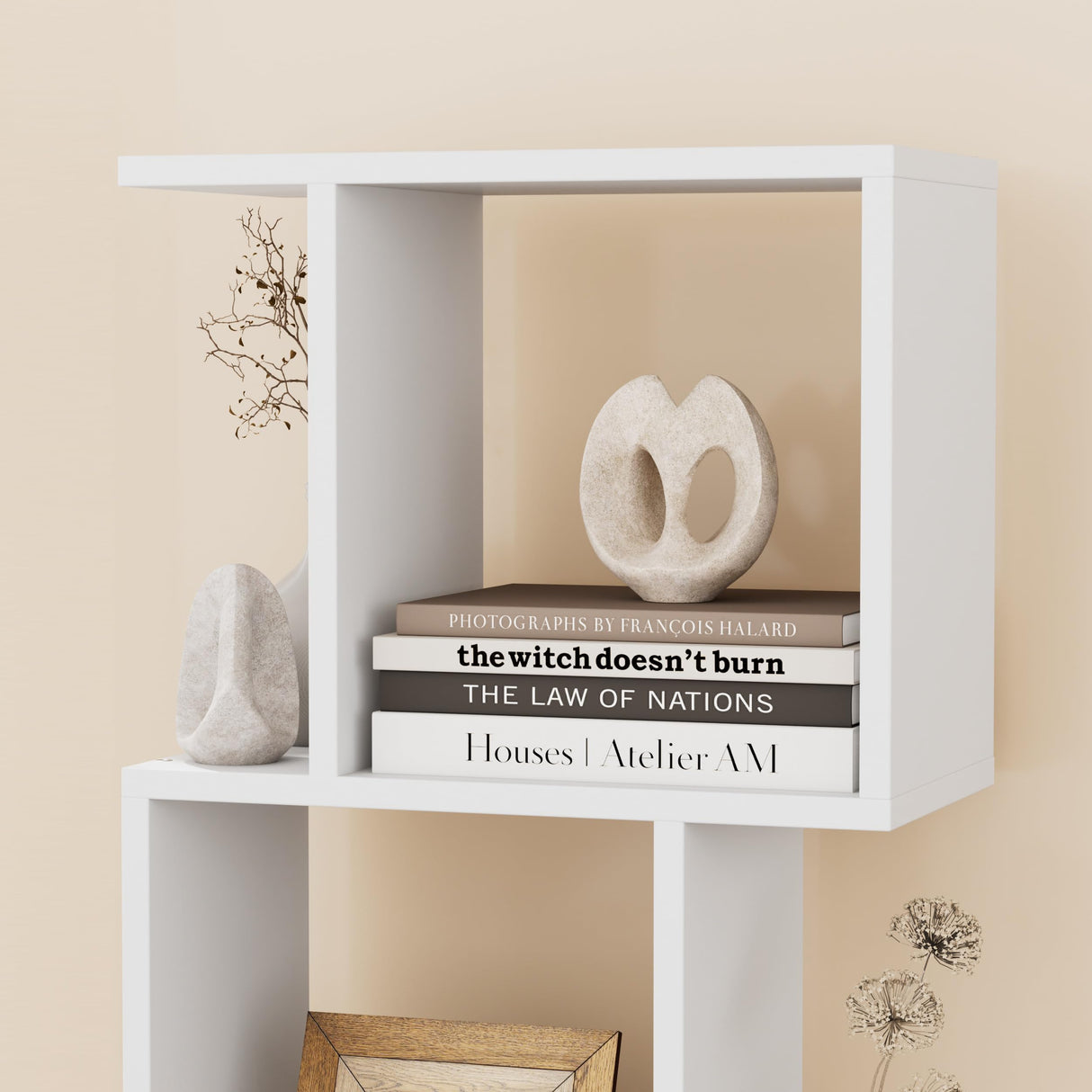 Homhedy 4-Tier Bookshelf, S-Shaped Geometric Bookcase, Modern Display Standing Shelf Unit for Living Room, Bedroom, Free Standing Storage Rack for Home Office, White Homhedy