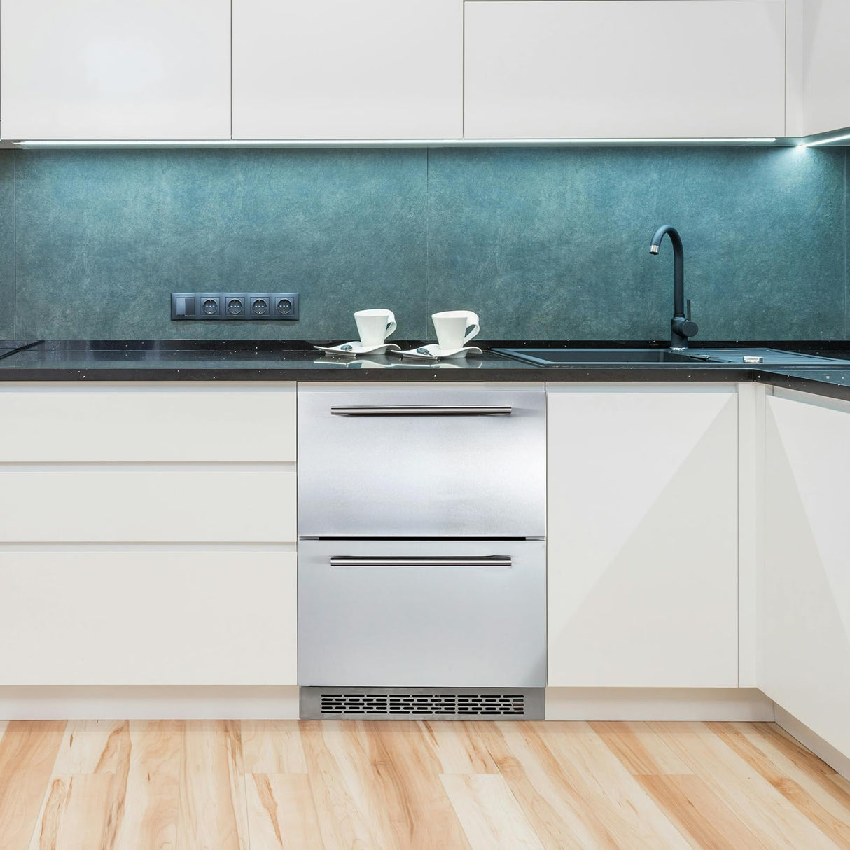 Garvee 24 inch Undercounter Refrigerator, 5.12 Cu.Ft Outdoor Fridge for Patio, Wine and Beverage Refrigerator, Drawer Refrigerator Under Counter Fridge Ideal for Home and Commercial (Silver) Garvee