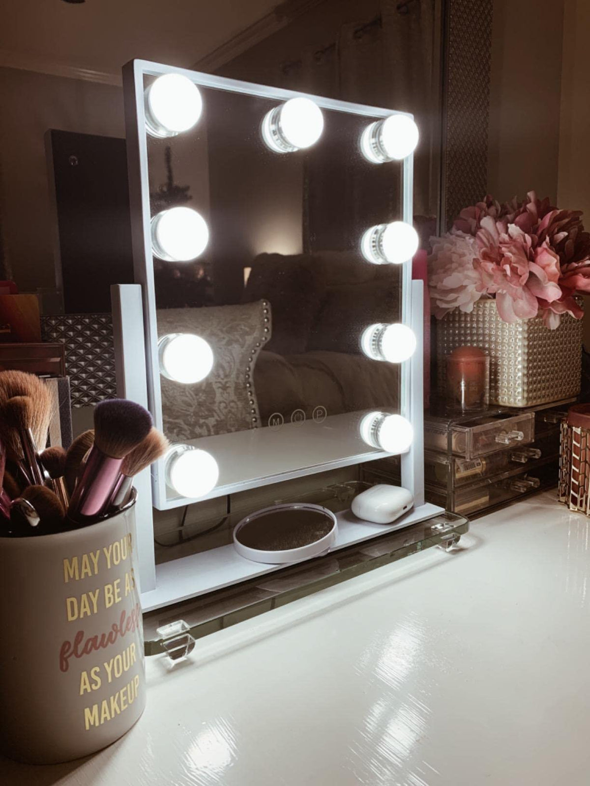 NUSVAN Vanity Mirror with Lights, Makeup Mirror with Lights,3 Color Lighting Modes Detachable 10X Magnification Mirror Touch Control,360°Rotation, White. NUSVAN