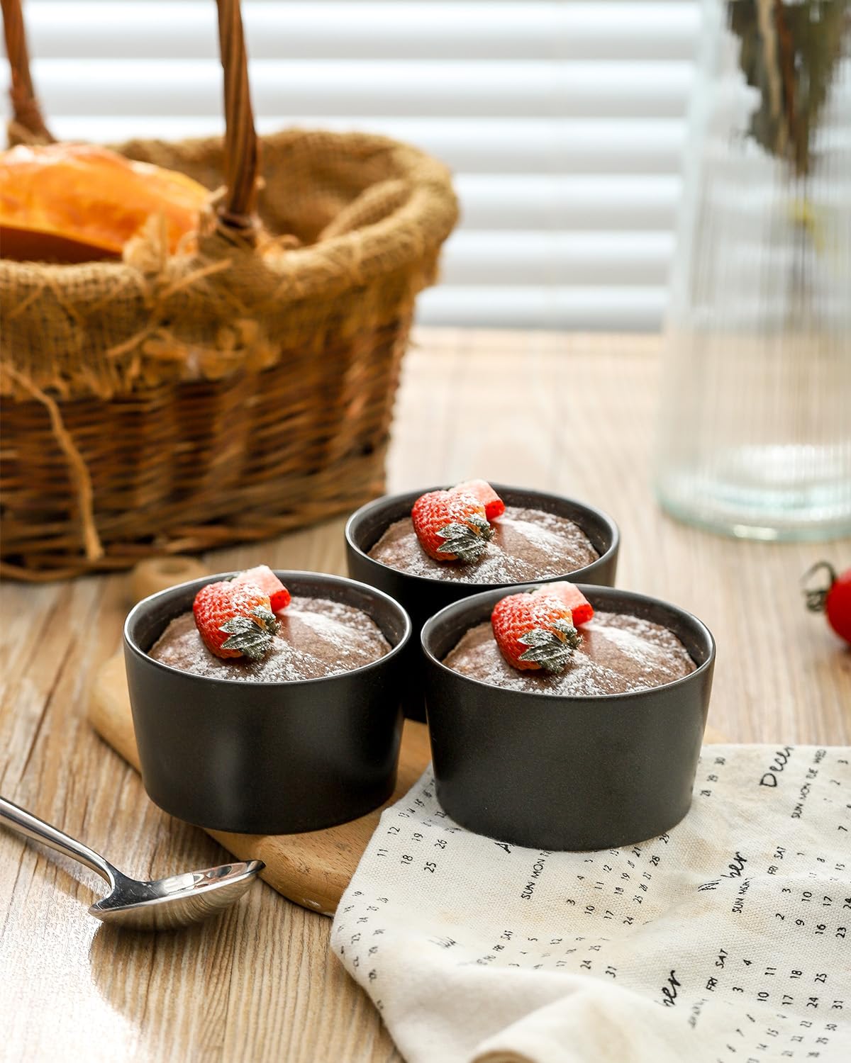 Tikooere Ramekins 6 oz, Oven Safe Soufflé Dishes for Creme Brulee, Souffle, Pudding, Lava Cake, Stoneware Custard Cups for Baking, Ceramic Sauce Bowls Set of 6, Kitchen Decor Gift, Matte Black Tikooere