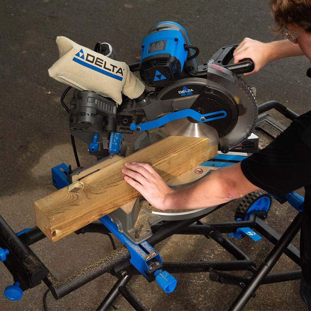 10 In. Dual Bevel Sliding Cruzer Miter Saw Delta