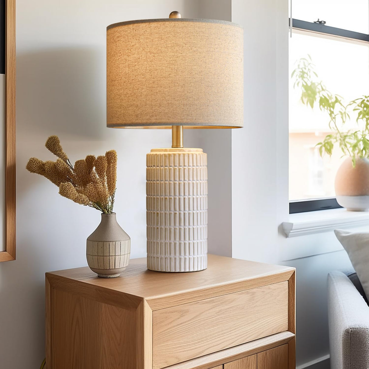 PoKat 23" Modern Ceramic Table Lamp Set of 2 for Living Room White Desk Lamps for Bedroom Farmhouse Bedside Nightstand Bedside Lamp End Table Lamps Beige PoKat