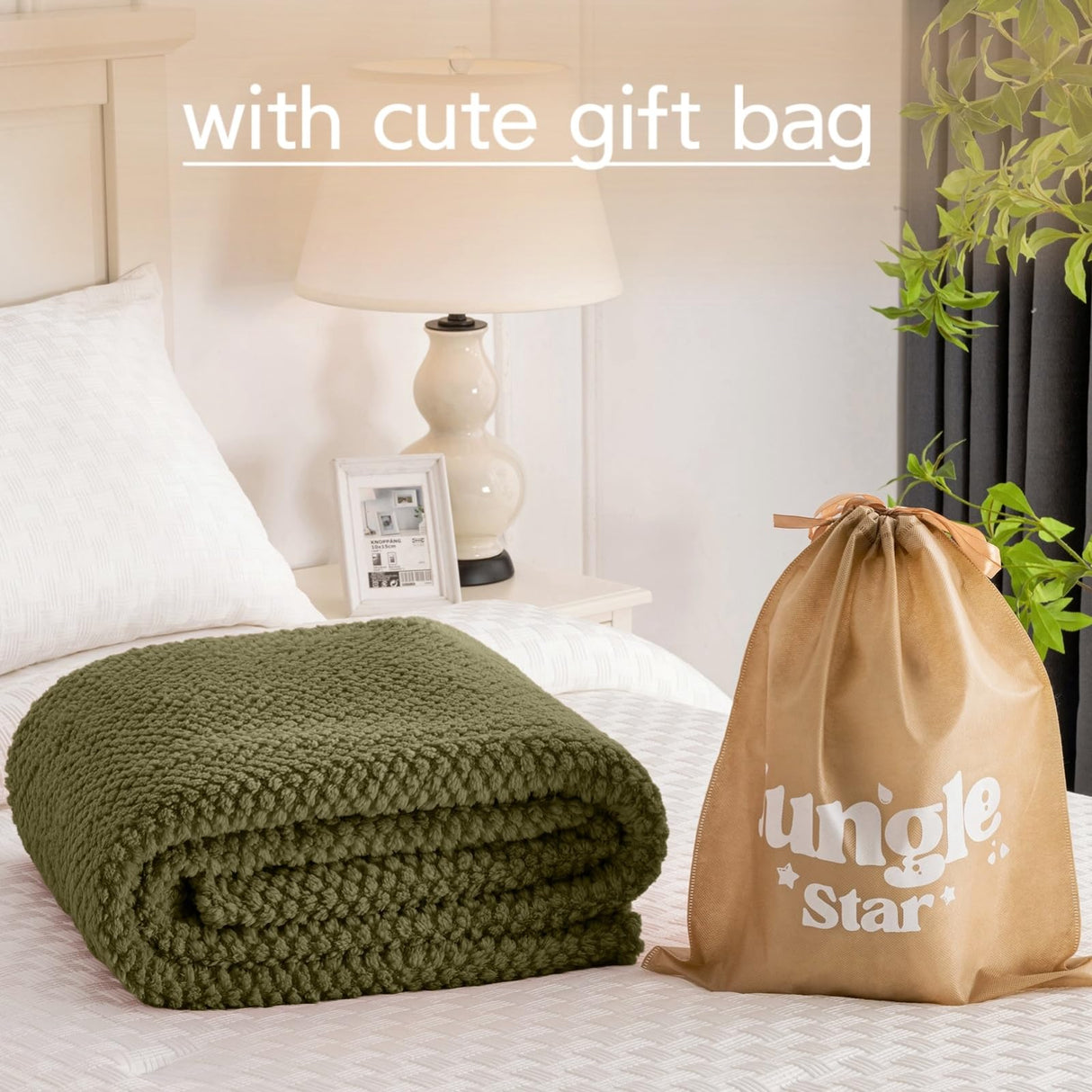 Super Soft 300GSM Green XL Throw Blanket for Couch, Couch Sofa Bed Throw, Lightweight Fuzzy Cozy Blankets for All Seasons Farmhouse, 50x70 Jungle Star