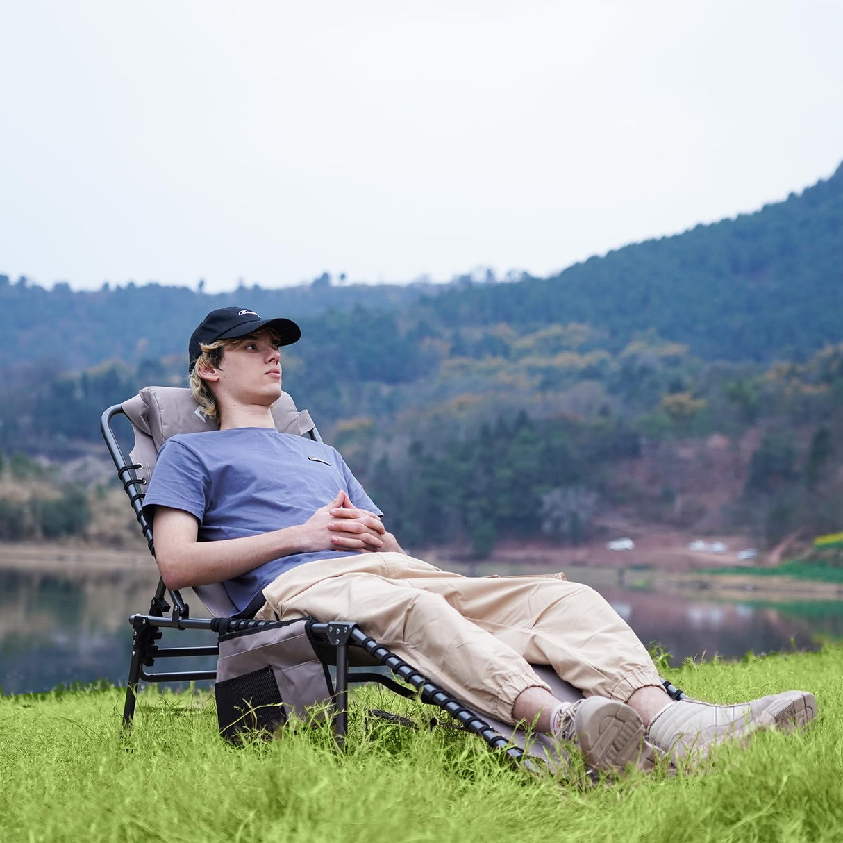 KingCamp Lounge Chair Outdoor, Folding Portable Tanning Chairs Comfy Adjustable 5-Position Lay Flat Foldable Chaise Chaser Lounger with Pillow for Outside Beach Patio Sun Bathing Pool Backyard, Grey KingCamp