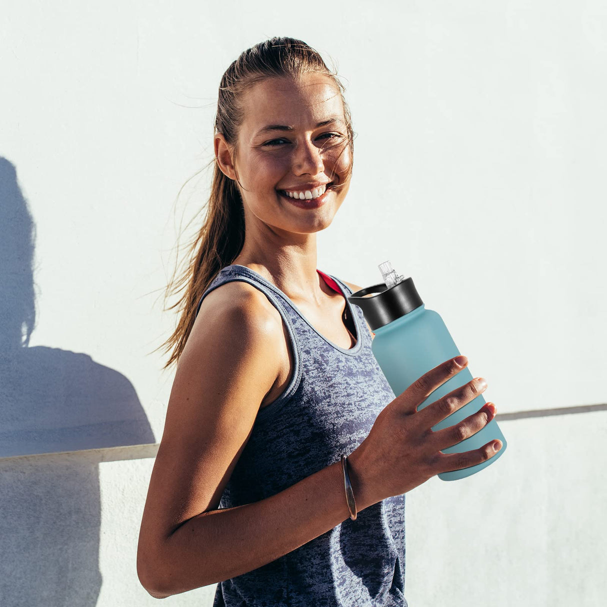 VQRRCKI 32 oz Insulated Water Bottle Bulk 8 Pack, Stainless Steel Sports Water Bottles with Straw Lid & Wide Mouth Lids, Double Walled Vacuum, Leak Proof, Turquoise Blue VQRRCKI