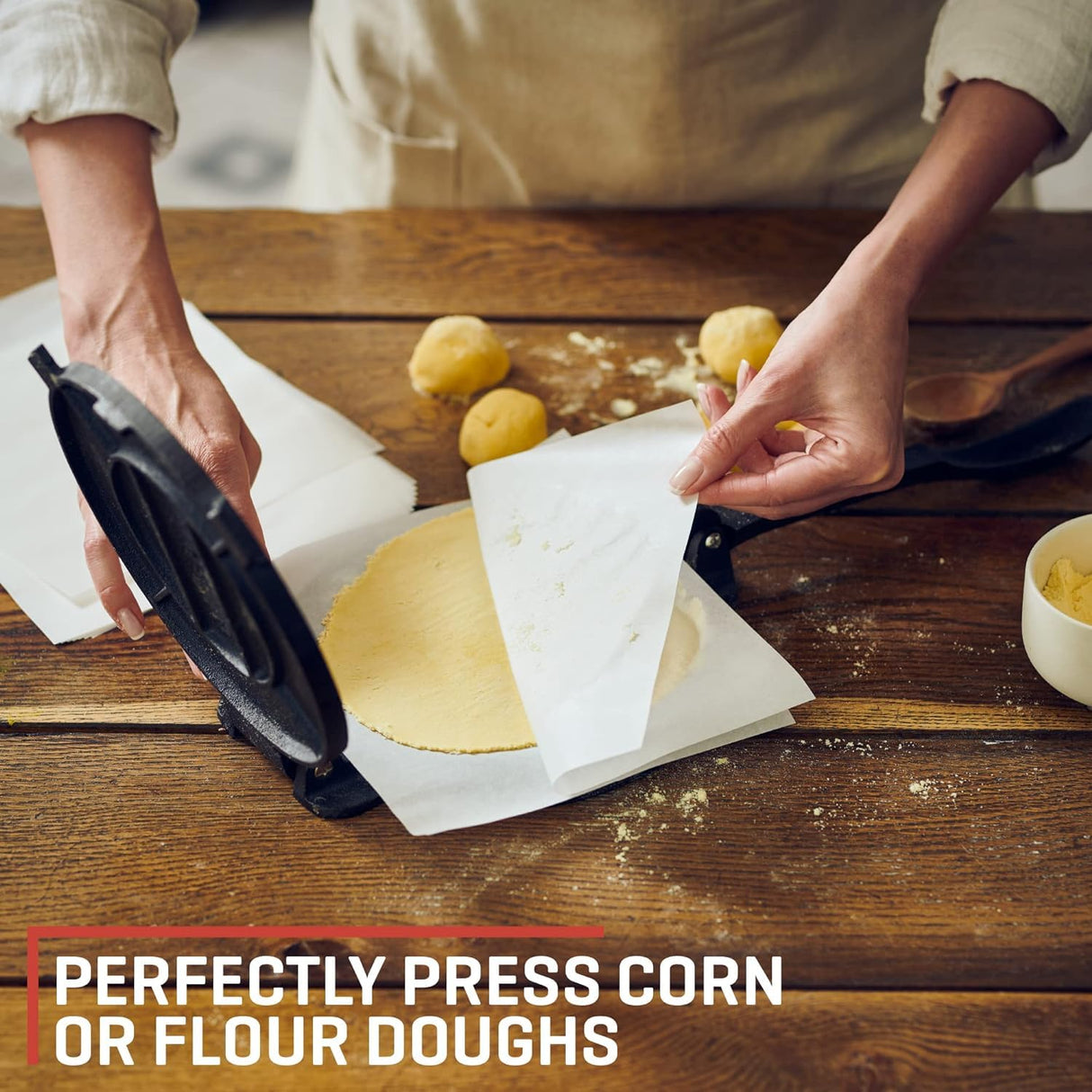 Uno Casa Cast Iron Tortilla Press 8 Inch - Tortilla Maker Press, Pre-Seasoned Roti Maker with 100 Pcs Parchment Paper - Heavy Duty Quesadilla Maker for Homemade Flatbreads, Rotis, Empanadas Uno Casa