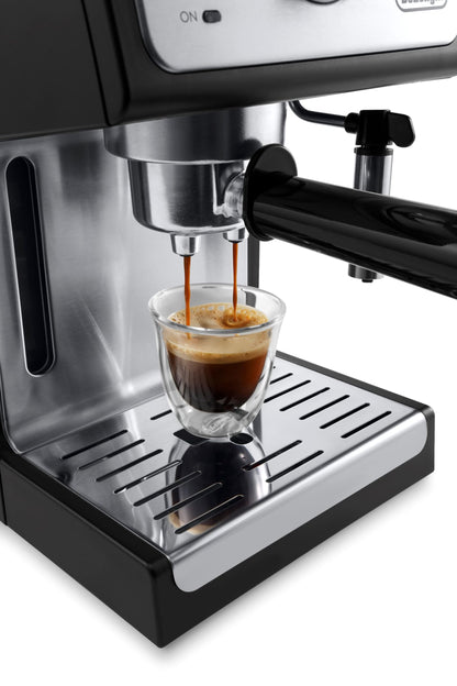 De'Longhi 15-Bar Pump Espresso Machine with Manual Milk Frother for Latte, Cappuccino, Black, ECP3420