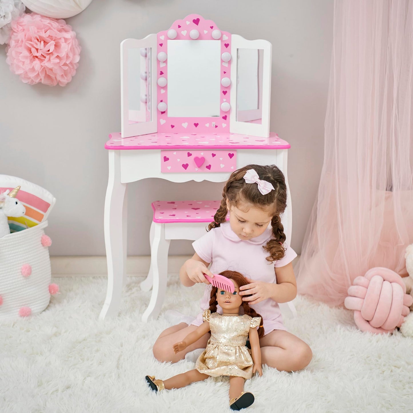 Teamson Kids Little Princess Gisele Sweethearts Print Kids Vanity Set with Matching Stool, Tri-fold Mirror with Glamour LED Lights + Storage Drawer For 3yr and up, Pretend Play House, Salon White/Pink