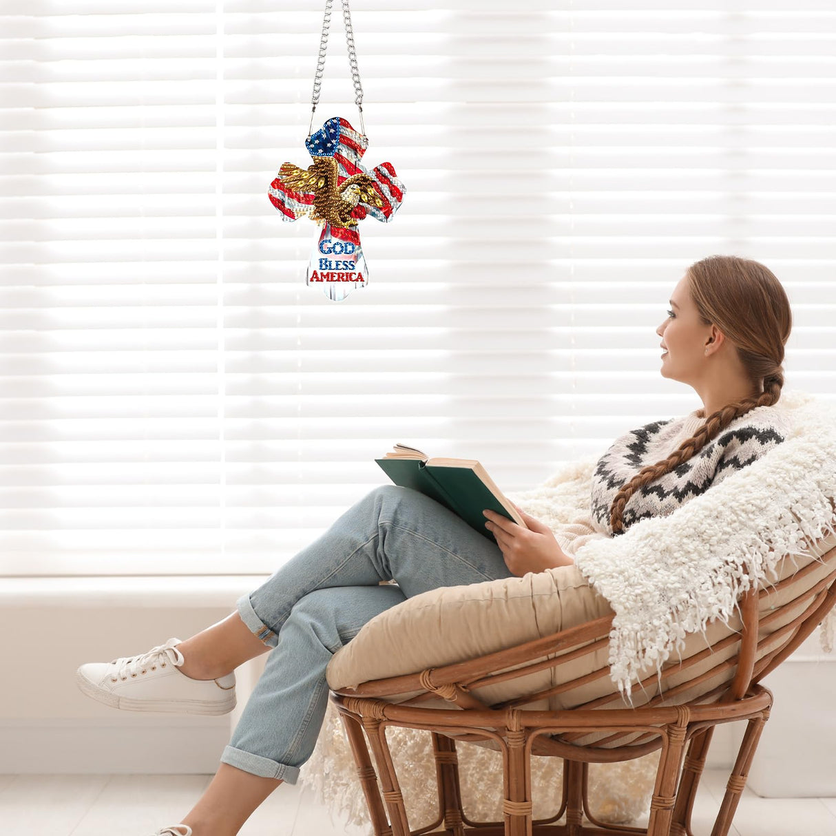 God Bless America Diamond Painting Hanging Ornament - Patriotic Cross with Eagle & American Flag - DIY 5D Diamond Art Kit with Chain - Independence Day Home Decor - Handmade Beaded Sun Catcher Gift AiYuanzsh