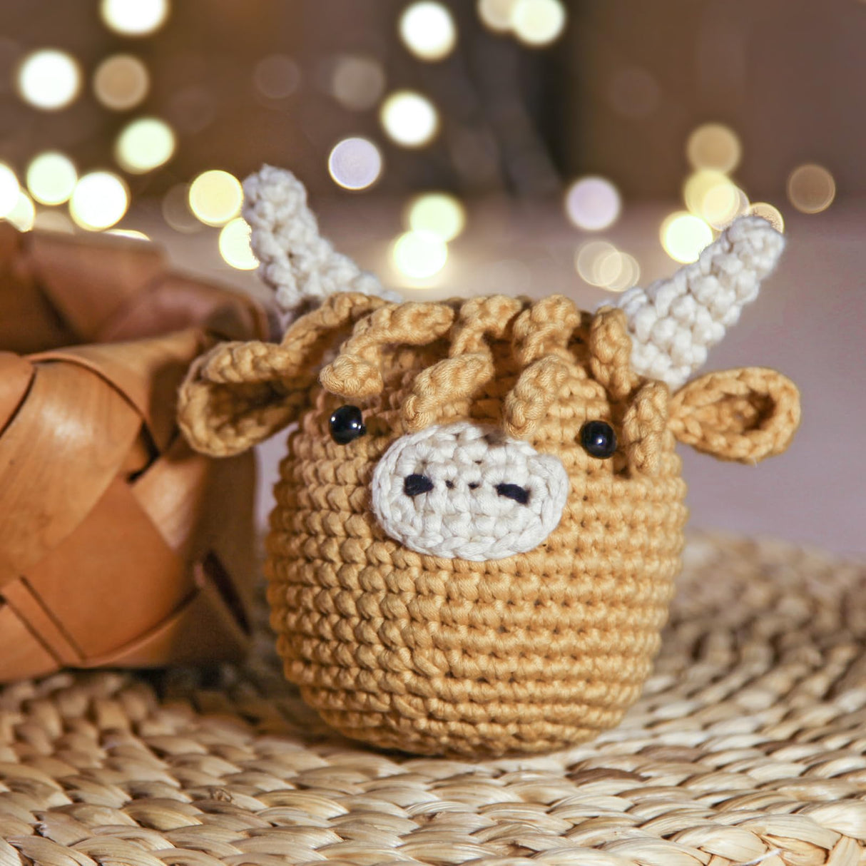 Crochet Kit for Beginners: Highland Cow Crochet Kit, Learn to Crochet, Include Easy Knitting Soft Yarn, Step-by-Step Video Tutorial, Hook, Holiday Birthday Gift for Adults and Kids(30%+ Yarn) CrochetBox