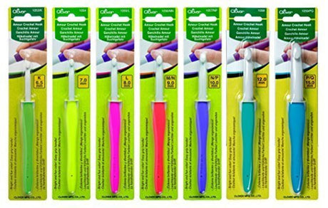 Clover Amour Crochet Hooks - Set of 7 - For Working with Thick Yarns Clover
