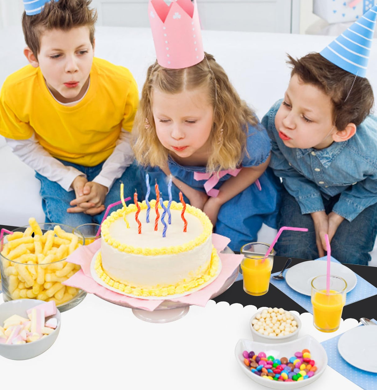 MUNILAIL 6 Pcs White Scalloped Table Runner 14 x 108 Plastic Table Runner for Birthday Wedding Baby Shower Party Disposable Table Runner MUNILAIL