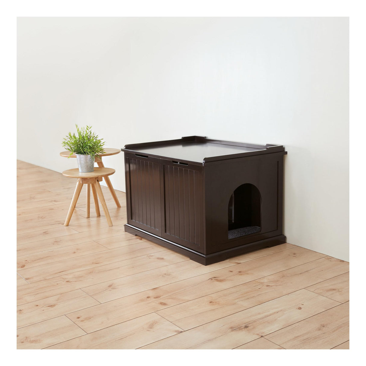 TRIXIE XL Furniture Litter Box Enclosure (Espresso Brown), Hidden Litter Box for Cats with Openings on Either Ends & Large Ventilations Slots, Double Doors for Easy Cleaning, Removable Divider TRIXIE