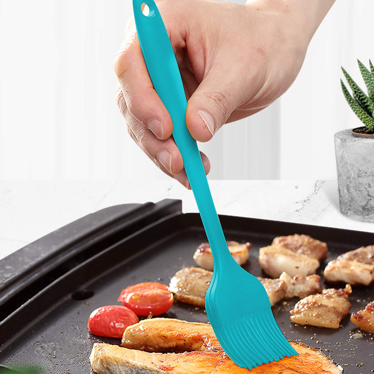 Marinade Injector Syringe and Brushes Set, Meat Injector Syringe with 3 Professional Marinade Injector Needles, Creates Tender Meat & Poultry Flavors, for BBQ Grill Smoker & Turkey & Brisket MTNZXZ